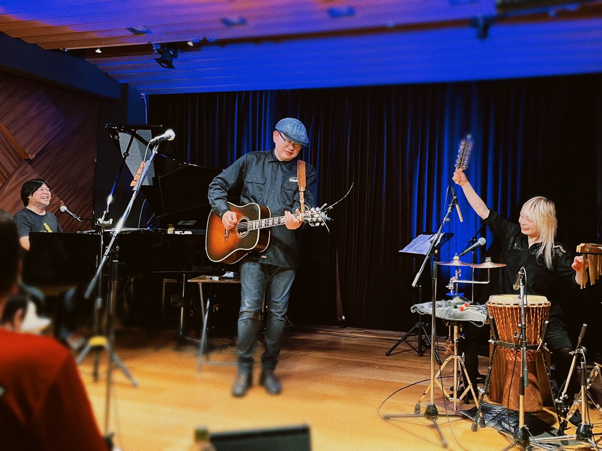nonono1985's tweet photo. 陣内和生さんワンマンたのしかった！
良い音楽は飽きないのよ、ずっと聴いていたい
お疲れ様です✨️そしておめでとうございます🎂💖 https://t.co/5B3DgFu3CX