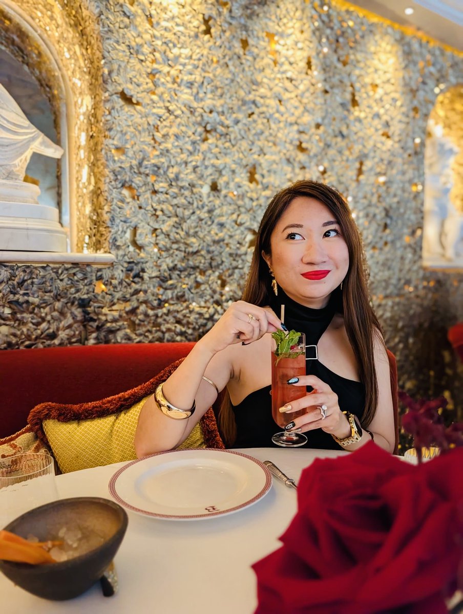 TineeeBabe's tweet photo. I forgot that this account existent 🤭 
Hi, is anybody here? 😆 https://t.co/qZ3EhzROoY