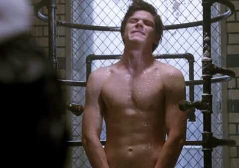 steview0nders_'s tweet photo. Hottest Evan Peters has ever looked. Go argue with a wall https://t.co/dffWiTZEzB