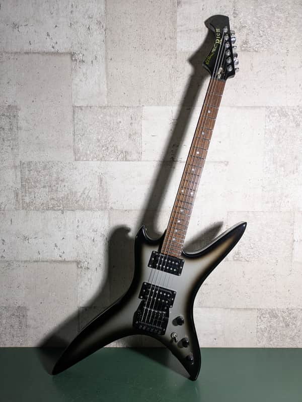 TheGuitarPit's tweet photo. 🎸 B.C. Rich Stealth NJ Series MIJ 80's Grey Burst Japan Kahler
💰 $1,991 · Good Condition
🔗 Link in bio
#guitar #reverb #bcrich #theguitarpit https://t.co/Cmi2TczUaw