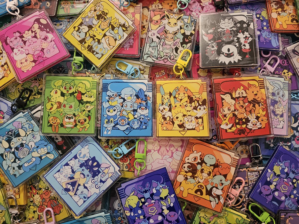 PaulDrawsArt's tweet photo. Shop update! Pokemon Keychains! https://t.co/fxdcFYzilo