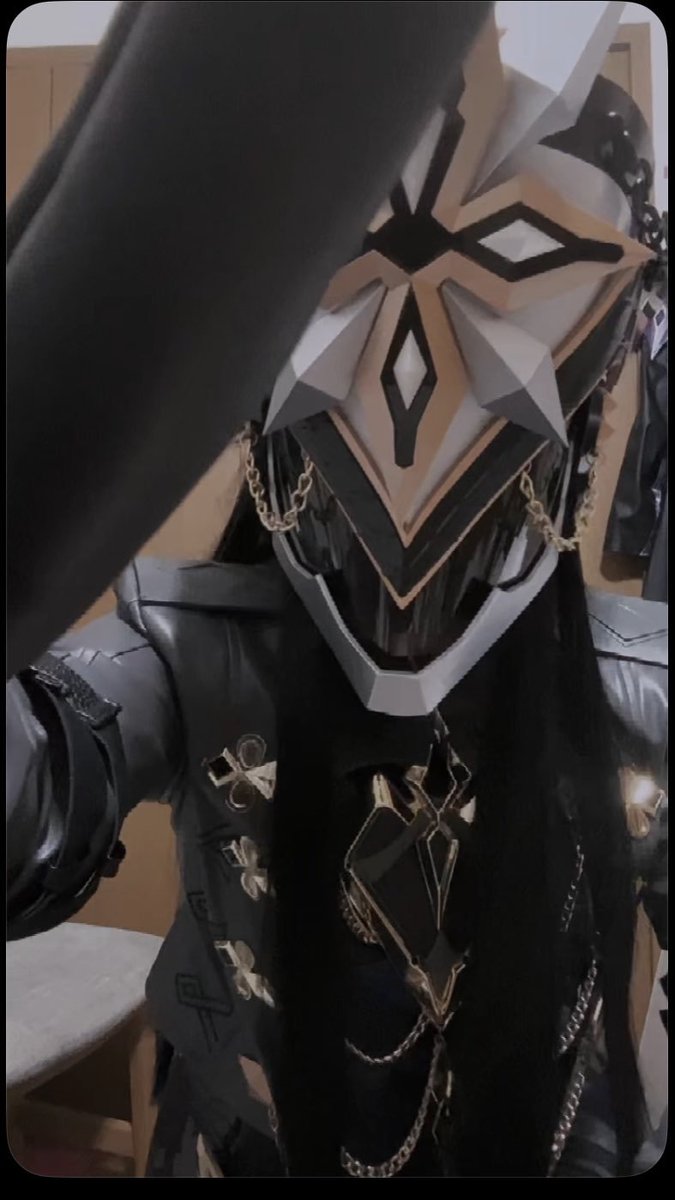 kirisakisyuu's tweet photo. ガシッ
#cosplay 
#genshincosplay 
#Capitano 
#GenshinImpactcosplay https://t.co/juiygtM1qV