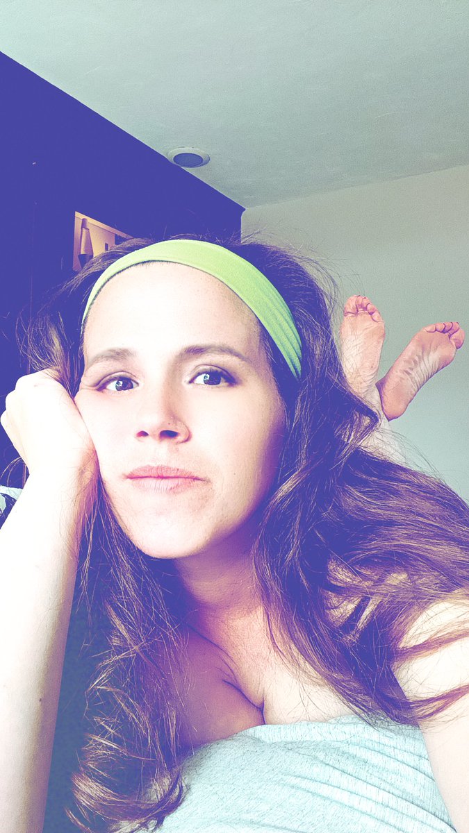 bcbit89's tweet photo. Lazy days are the best. Don't you wish you could be here, worshipping my goddess like feet, with your weak pathetic tongue? https://t.co/SWovu23fUe