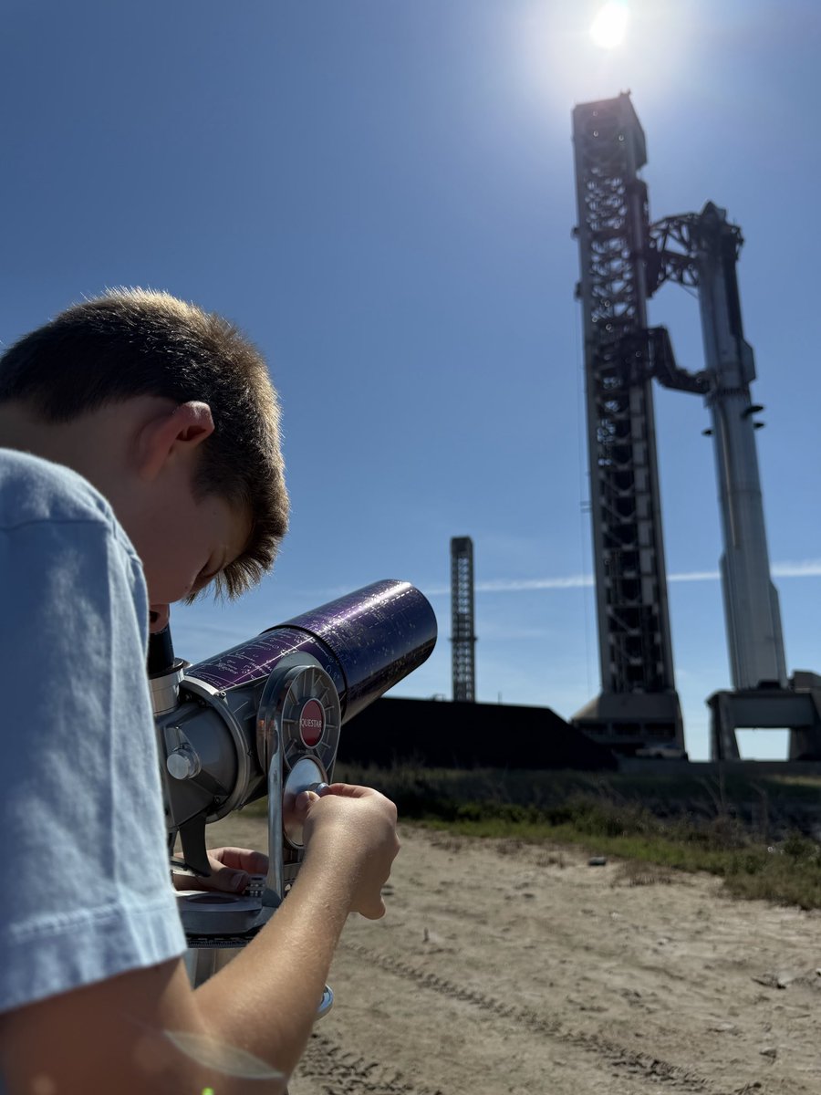 TeslaPatriot's tweet photo. Father and son making memories today. https://t.co/rh1zIjNNQv