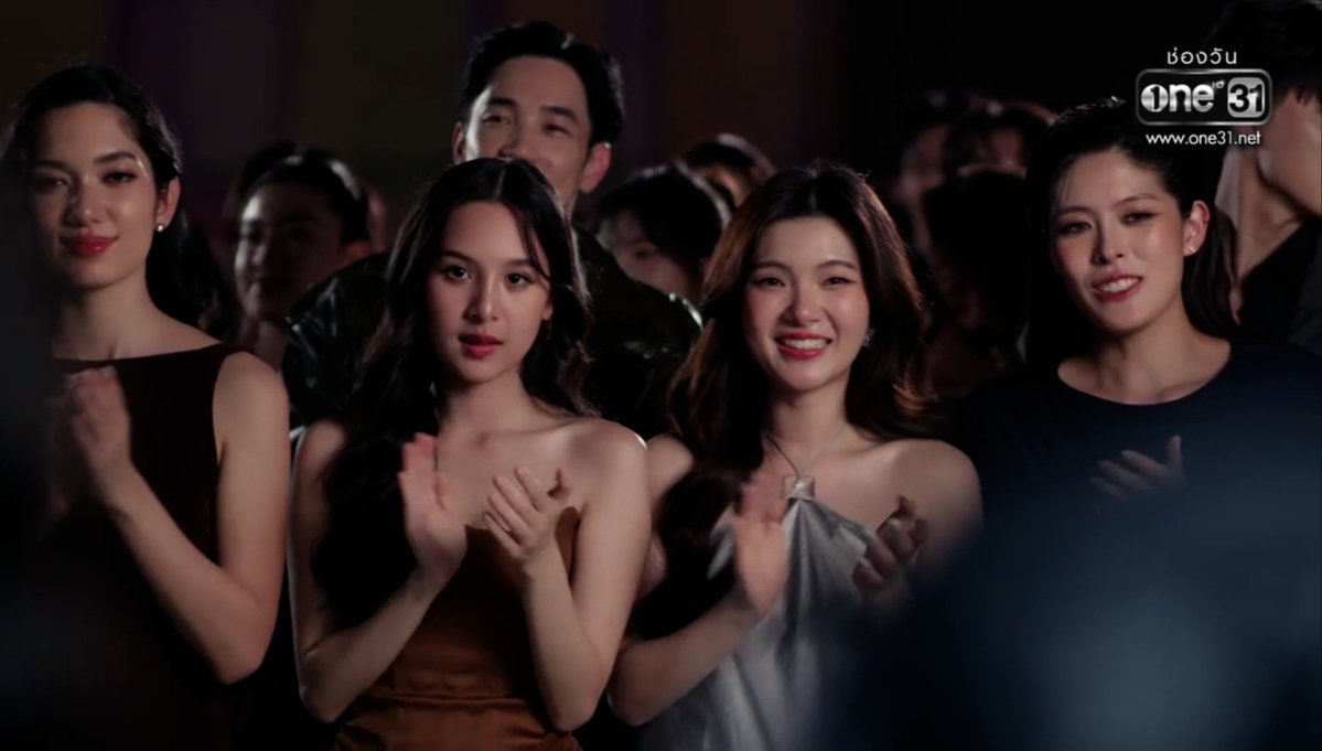 mariyap22's tweet photo. ทุกคนสวยมาก ละสายตาไม่ได้เลย

FAIRWAY OF LOVE EP4

#FairwayOfLoveEP4 https://t.co/nwGSPXEUWl
