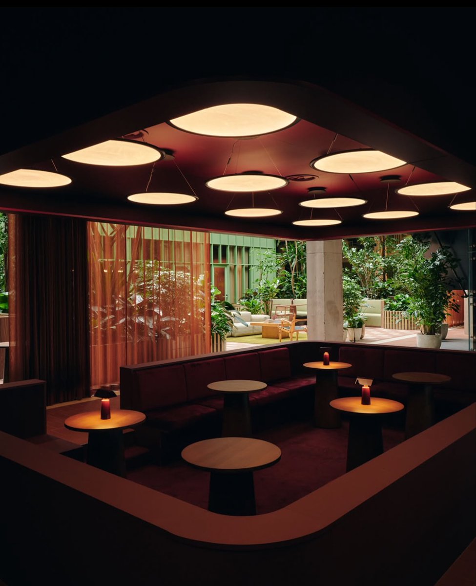 interiorsuckerr's tweet photo. Conductor, Stratford — a workplace designed to feel more like a hidden oasis than an office.

Inspired by the golden age of travel, with rich materials, warm details, and a little old-world charm.

Designed by Studio Multi https://t.co/vmpmdWslSX