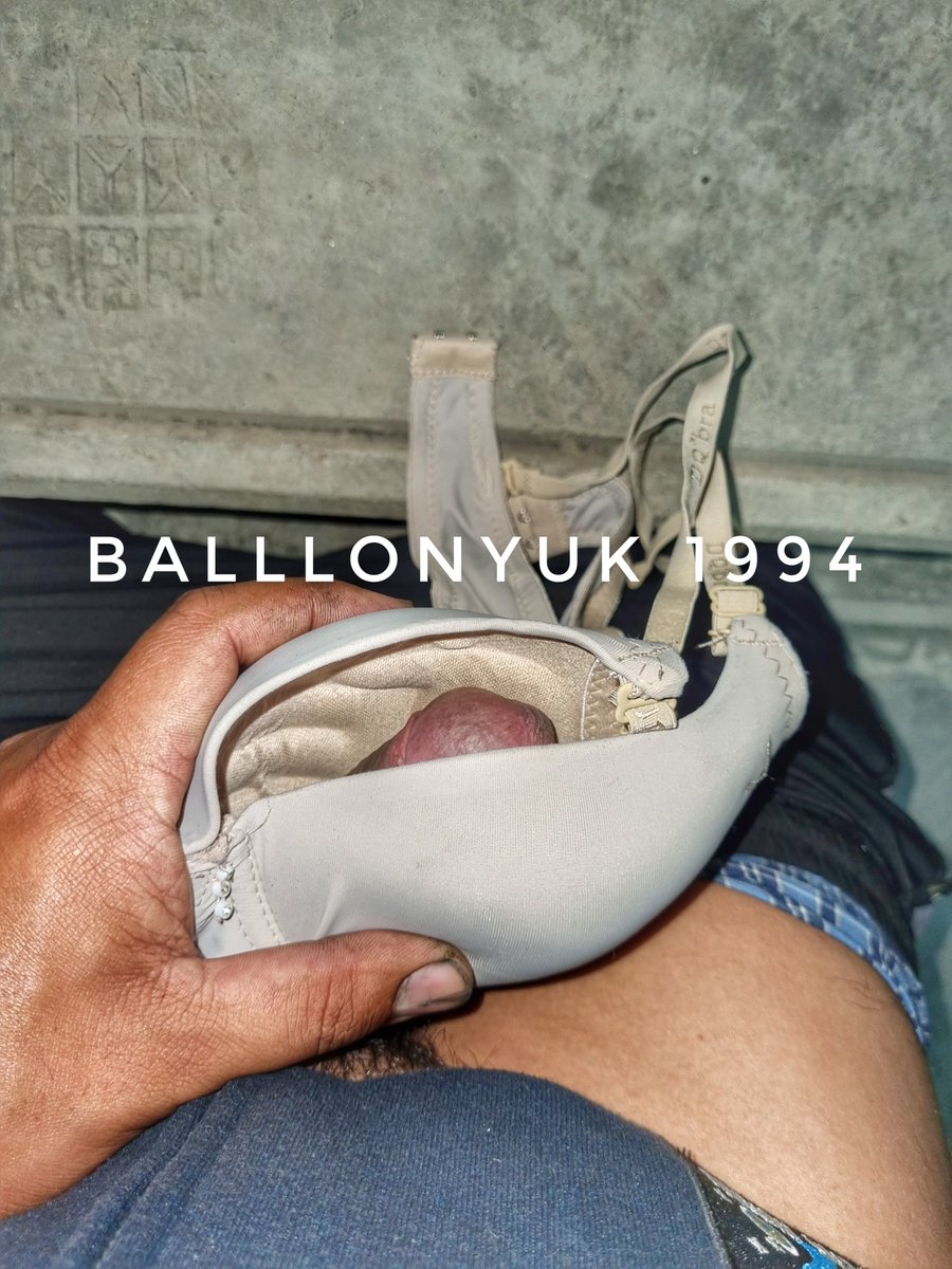 BalllonZ32322's tweet photo. ต้อง ขอบคุณป้านะ ถ้าไม่ได้ป้าคืนนี้ผมแย่แน่ๆ คงนอนไม่หลับ ถ้าไม่ได้ป้าช่วยไว้ ผมวางคืนไว้ที่เดิมแล้วนะ https://t.co/onSHS9TZgR