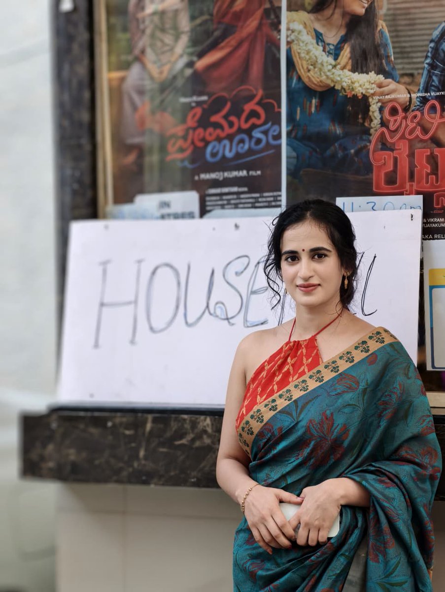 LoyalYashFan's tweet photo. why is nobody talking about thapaswini poonaccha’s natural acting in #PremadaOorali ? ❤️🔥 https://t.co/PXXGpeYjo9