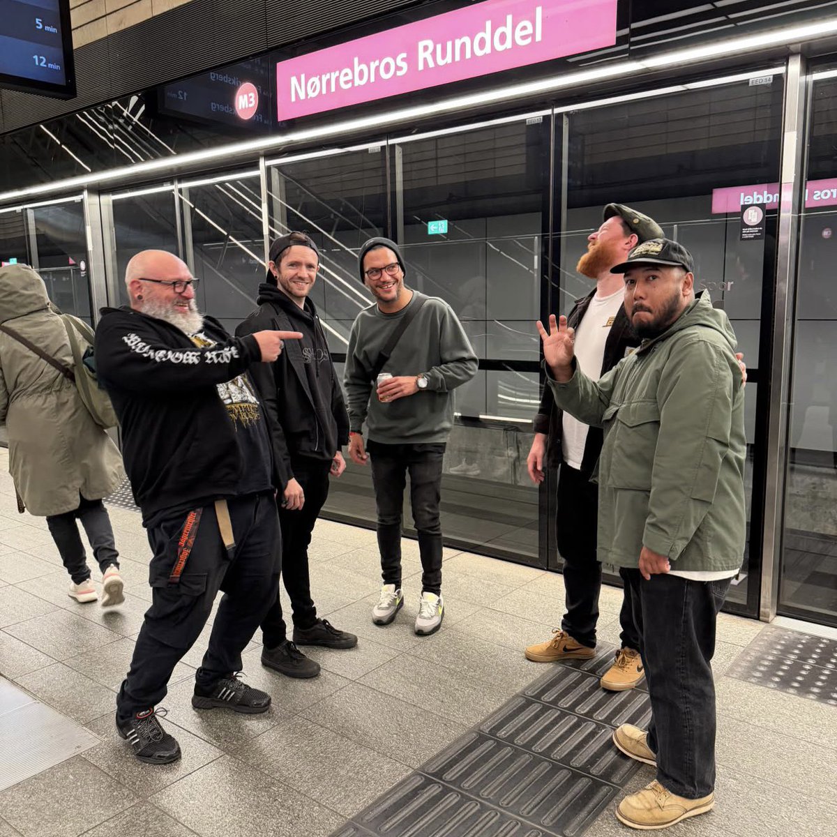 urneband's tweet photo. Thank you to everyone who came out to see us in Düsseldorf, Aalborg and Copenhagen.

We’re completely blown away by the love, energy and support you showed us. Every night was incredibly special, and we can’t wait to come back and build on what we’ve started together.

Thank you https://t.co/NNpKbGOxJD