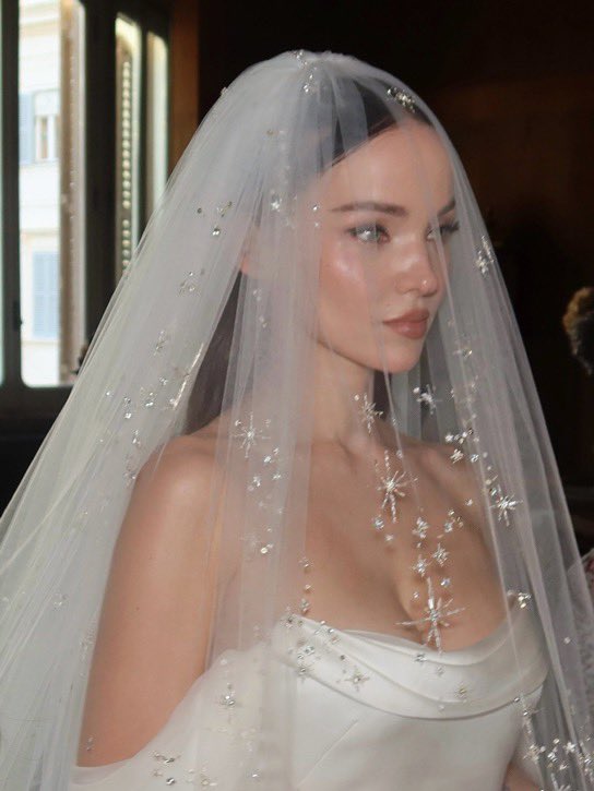 inyourloveland's tweet photo. dove cameron celestial bride https://t.co/h4VDhz54zm
