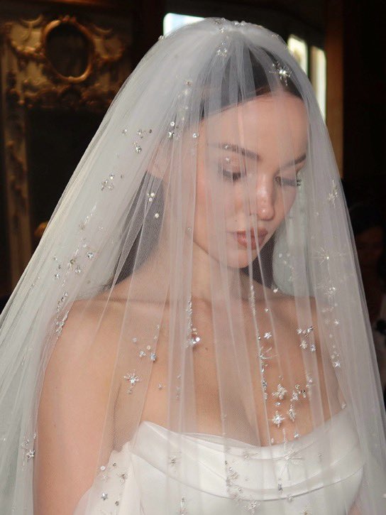 inyourloveland's tweet photo. dove cameron celestial bride https://t.co/h4VDhz54zm