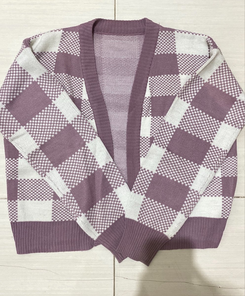 naze88833's tweet photo. cardi kotak putih ungu 35k, posha 35k, cardi pink 15k, knit garis 25k

bisa cod oyen🍊 https://t.co/FJwYn2DeBm