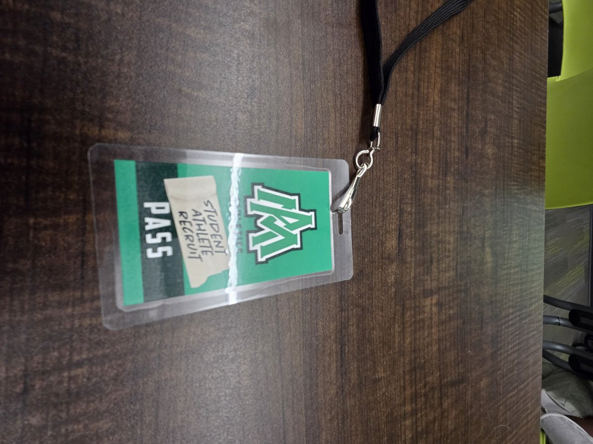 GageSeely's tweet photo. My family and I really enjoyed out time at the @WeevilFootball game yesterday. Thank you @CoachTorrain and @Huebner15 for the invites!!
#AYGATT #AGTG #QBTraining #Classof2027 @One11Recruiting @QBHitList @Rivals @Recruiting817 @_EliteProspects @GregBiggins @BrandonHuffman @ChadSimmons_ @mcprepathletics @TXPrivateFBGuy @TXPSMedia @its_codywhite @PrepRedzoneTX @tapps247 @ELITE_HSFB @NextupDfw @SamMoraJr @CoachGGoff