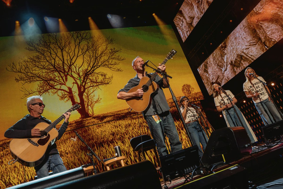 davematthewsbnd's tweet photo. Dave Matthews &amp; Tim Reynolds yesterday at @FarmAid 2026. https://t.co/oEQuoeLtOd