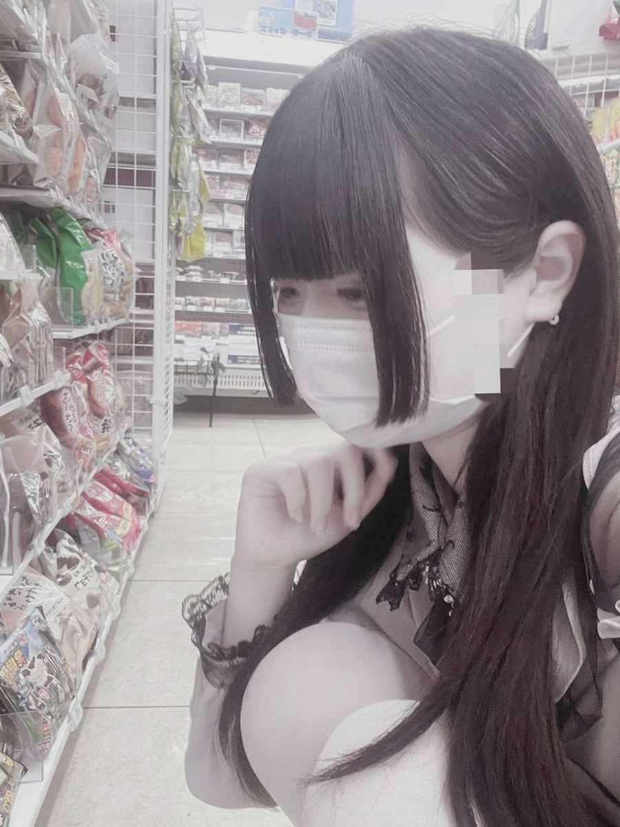 ClaraStacylx's tweet photo. 今日の自分、わりと悪くない気分😊 https://t.co/ssCQ0AjDXa