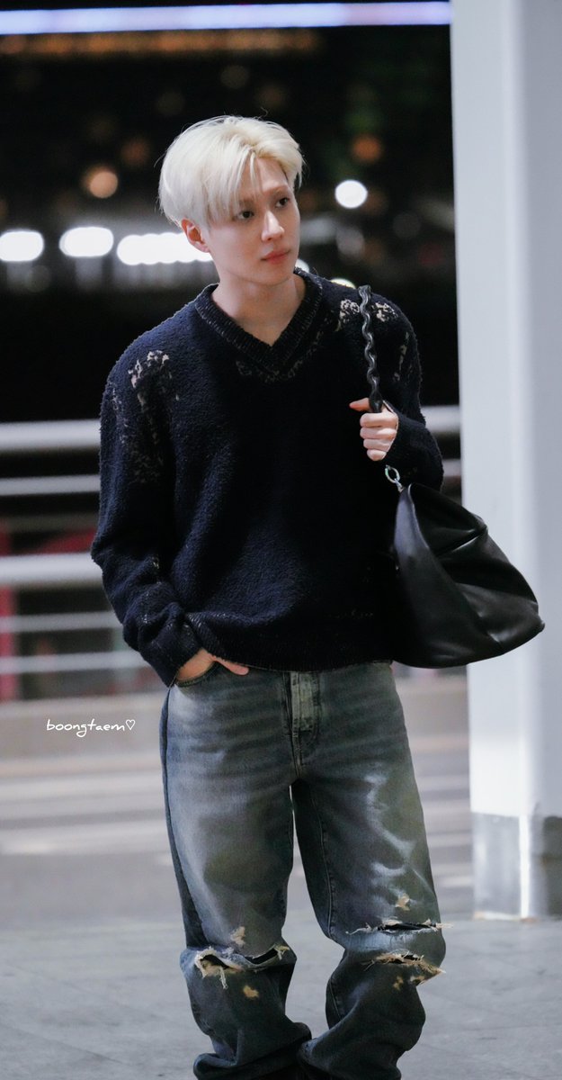 yzboongtaem's tweet photo. 260927

인천공항 태민이 💗

#태민 #TAEMIN #テミン #泰民 https://t.co/wO4eCkJmdh