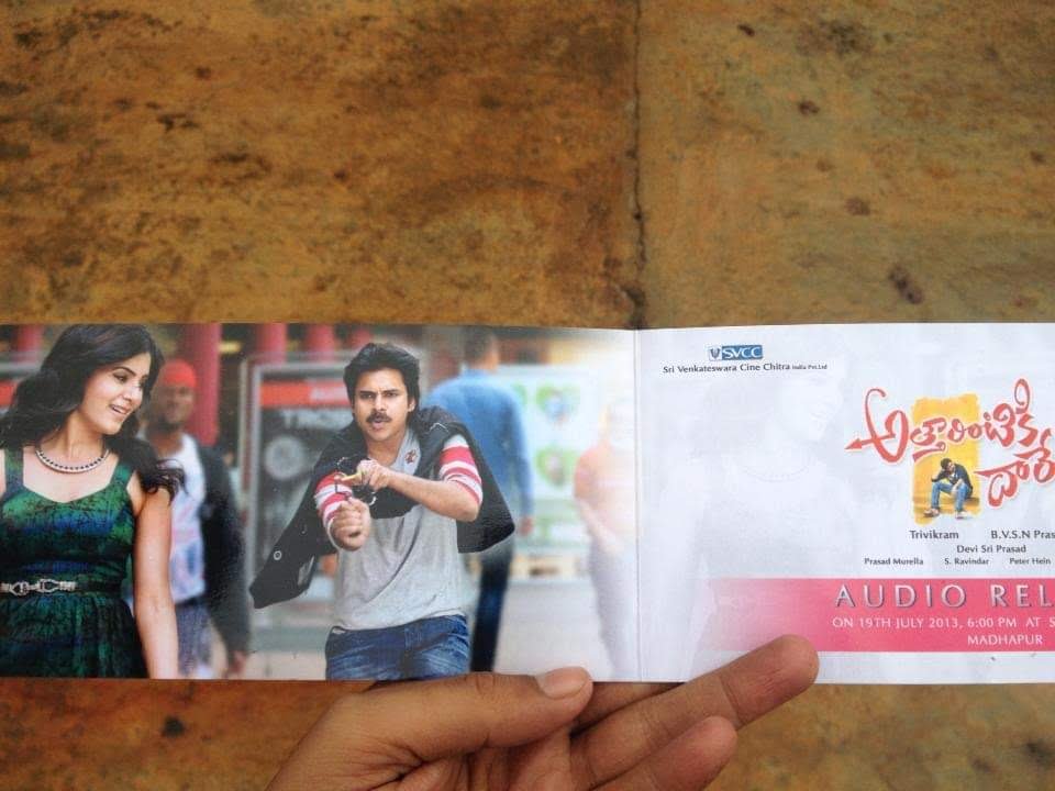 ustadkalyan's tweet photo. #AttarintikiDaredi means one of the best audio release events of Kalyan I’ve ever enjoyed, and a film that went on to break records even after half of it was leaked before release.
#13YearsOfAtharintikiDaaredi https://t.co/Q6nelFQLMc