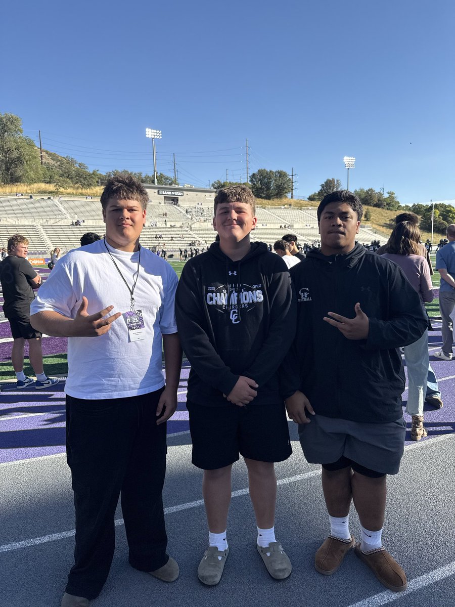 ryan_connell55's tweet photo. Had a great time at the @weberstatefb game last night! Thanks @CampbellJace for the invite! Go Wildcats!! https://t.co/5KWyPscJhI