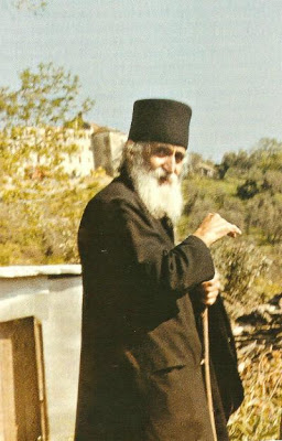 Nikola41p's tweet photo. This grass is an icon; this stone is an icon; and I can kiss it, venerate it, because it is filled with God's grace. The world is not for us to take things from, but a place where we cast off our passions and desires.

Saint Paisios, Mt Athos https://t.co/neaItUDYoS