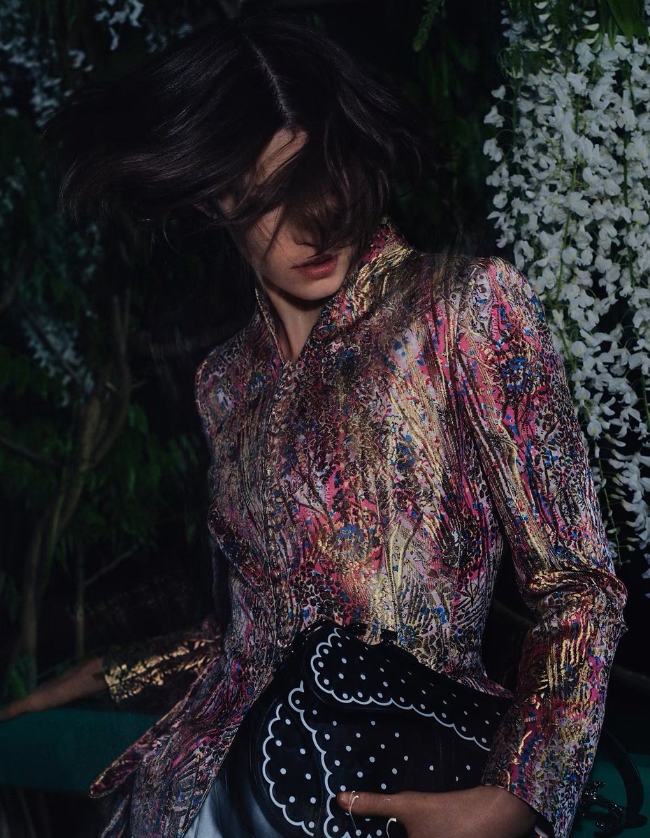 vampireprada's tweet photo. i love dior’s last campaign for the a/w 26-27 collection  that they did in giverny https://t.co/rnTItAk1c7