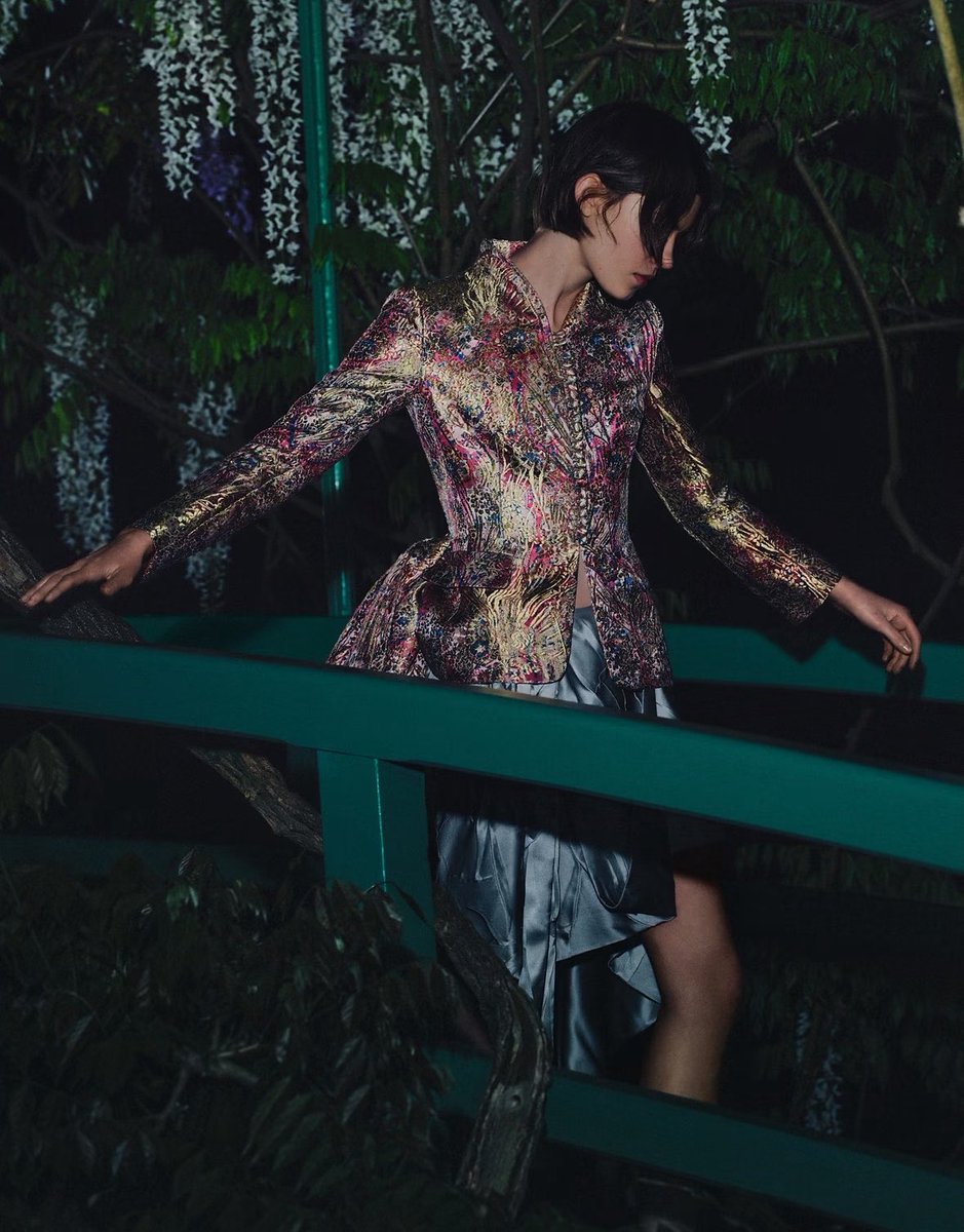 vampireprada's tweet photo. i love dior’s last campaign for the a/w 26-27 collection  that they did in giverny https://t.co/rnTItAk1c7