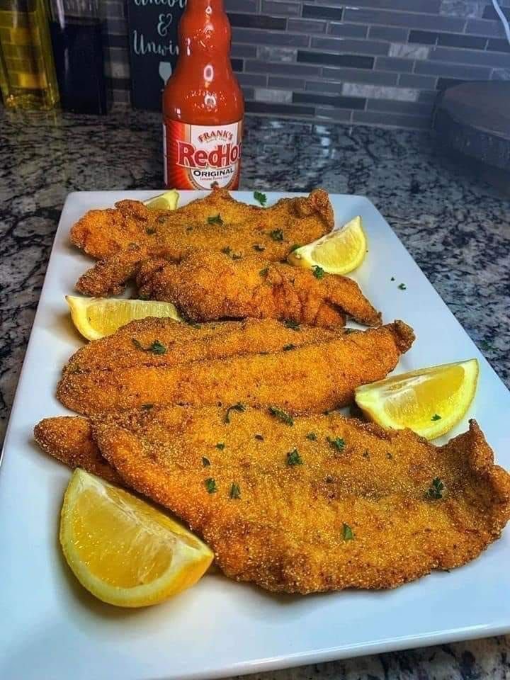 DailyFoodHub1's tweet photo. Fish LOVERS 😍 https://t.co/1EtTsYHuZR