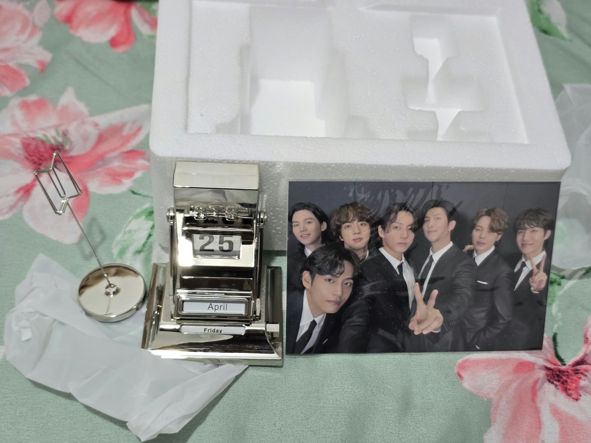 Shuuzu03's tweet photo. Date Keeper Merch Box 19 https://t.co/aDpGQtcmsw