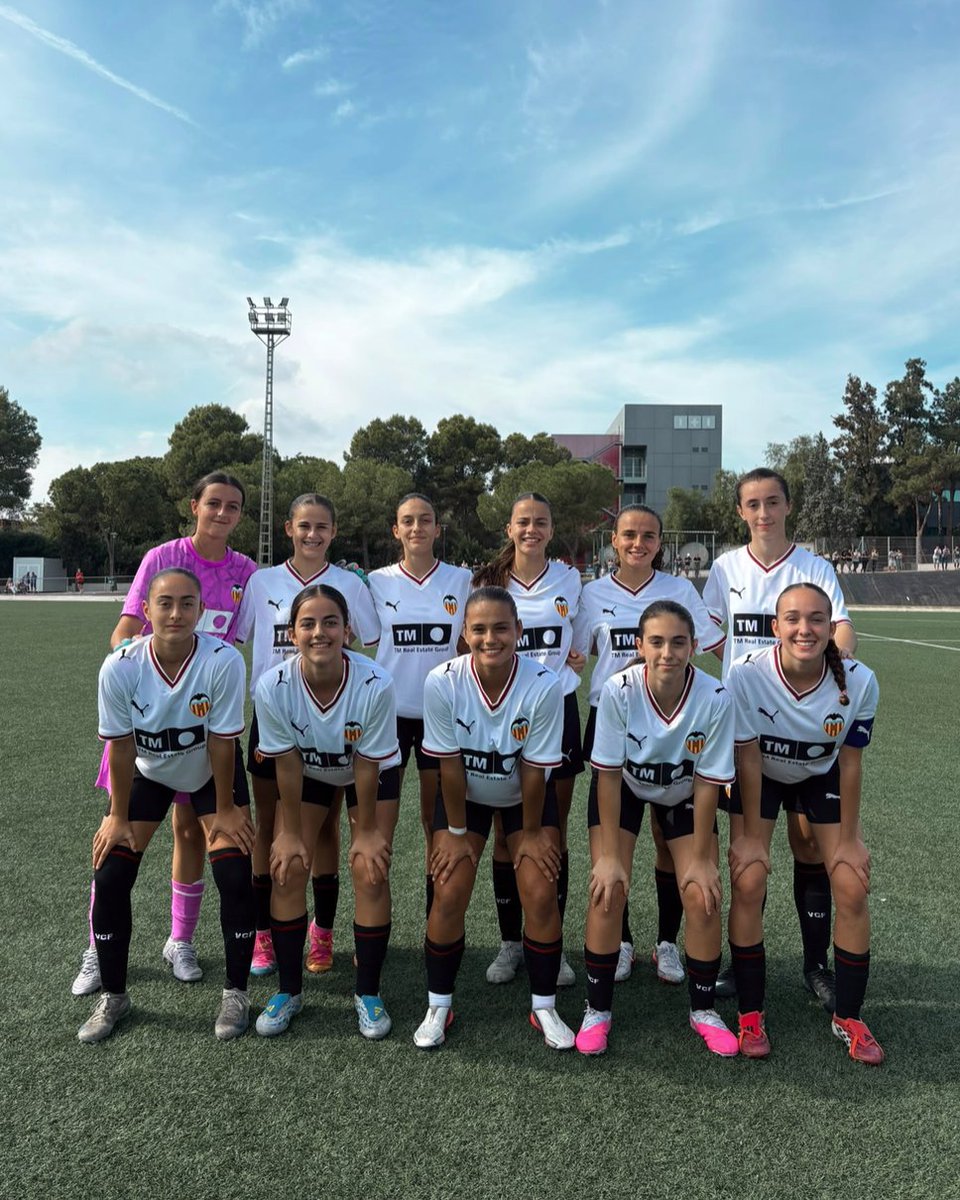 Academia_VCF's tweet photo. 🦇 RESULTADOS 🦇

1️⃣ @VCF_Femenino C
1️⃣ Elche CF

⚽ Gala

📝 JOR 3 | Grupo VI | #TerceraFederaciónFutFem

4️⃣ @VCF_Femenino D
1️⃣ UD Paterna

⚽ Vera (x2), Rocío Flores y Lucía

📝 JOR 4 | Lliga Autonòmica Valenta https://t.co/CANe6ovviv