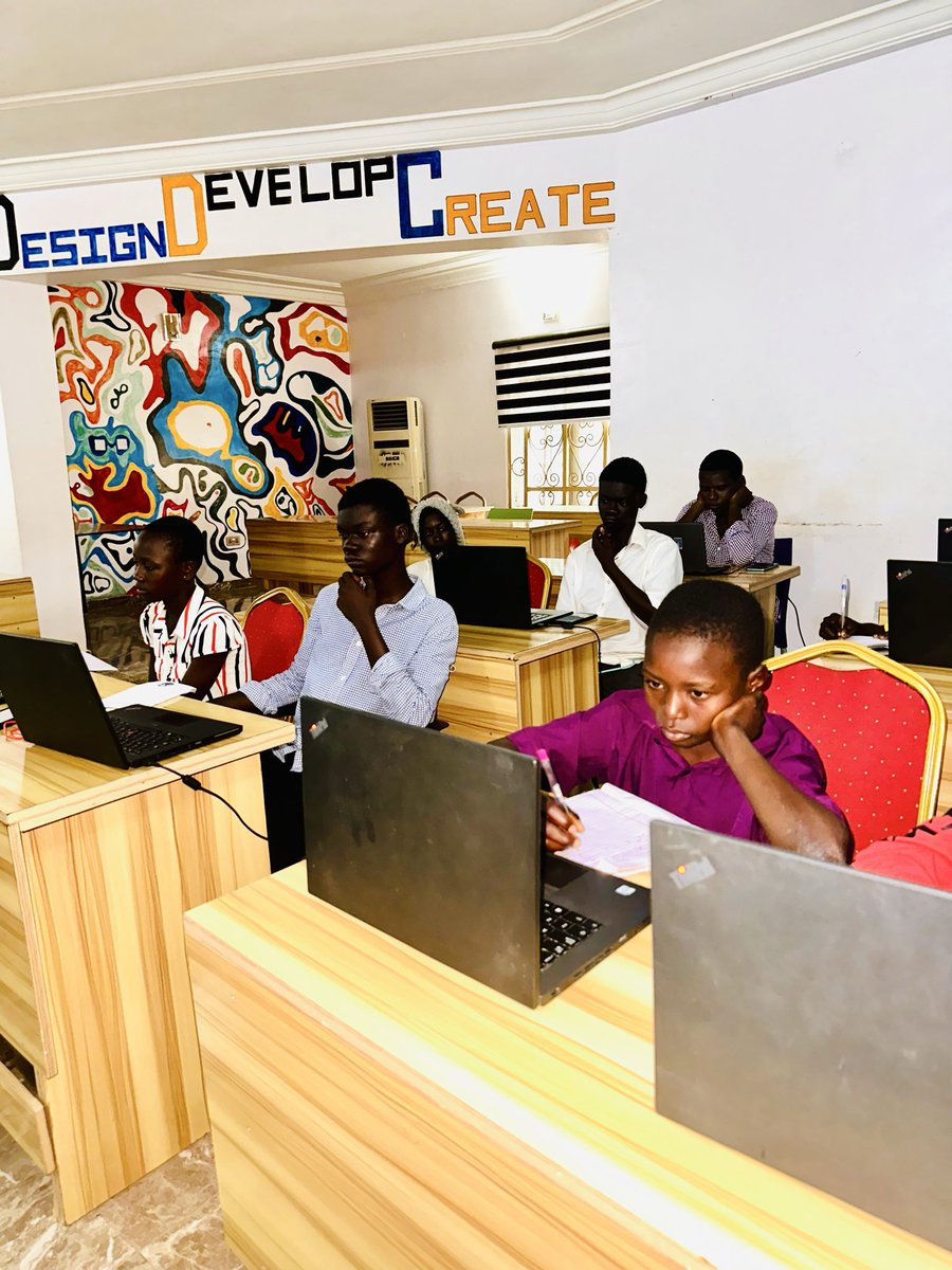 Princeponfa's tweet photo. Investing in rural kids for the 4IR isnβt charity, itβs justice.
Geography doesnβt determine destiny.
#LangtangInnovationHub
#WeBuildSTEM
#STEMGarageAfrica https://t.co/zmwZqdDl1H