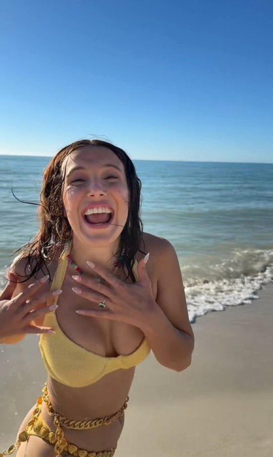 its_Karthi26's tweet photo. Remember when Millie Bobby Brown dropped this on IG… 👀🤯 https://t.co/xbslW16wqj