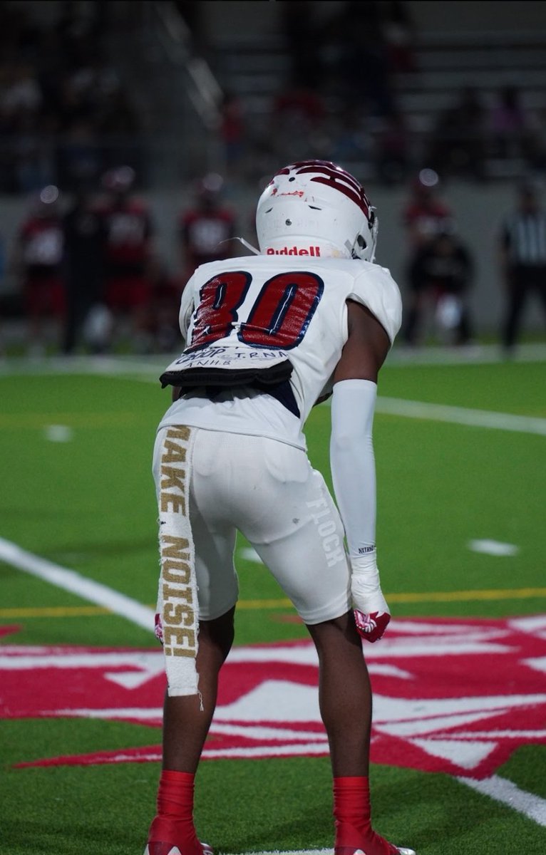N3xtGR34TWR's tweet photo. Had an amazing game against MacArthur on Friday. Won 49-20. Had 3 solo tackles, 1 assists and 2 pancake blocks on special teams.
#CominFaDistrict
#FlyHigh
#FearUs https://t.co/0H6CiKsf4K