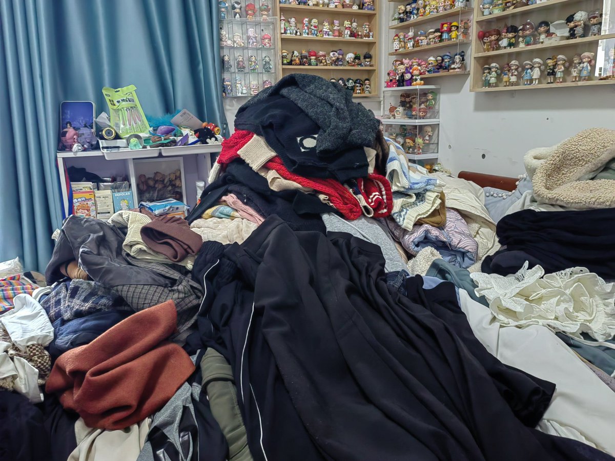 BethKrucke2a's tweet photo. Ordenar objetos viejos no es deshacerse del pasado, sino darle un nuevo hogar. Empieza hoy, un paso a la vez. https://t.co/rKR0uXkeD0