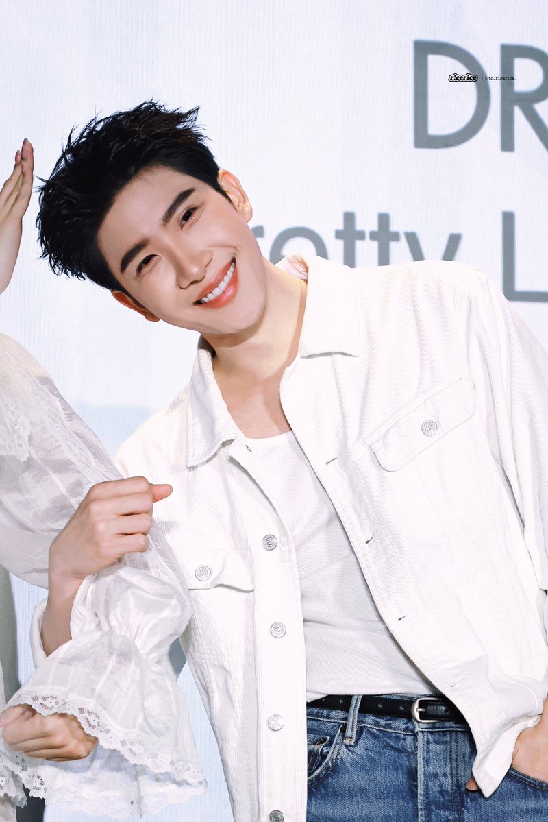to_ricerice's tweet photo. 👼

@myktnw

Pretty Little Things With Khaotung 
#DrAllyXKhaotung 
#khaotungg #เด็กน้อยของขต https://t.co/cvLTzkb5YL