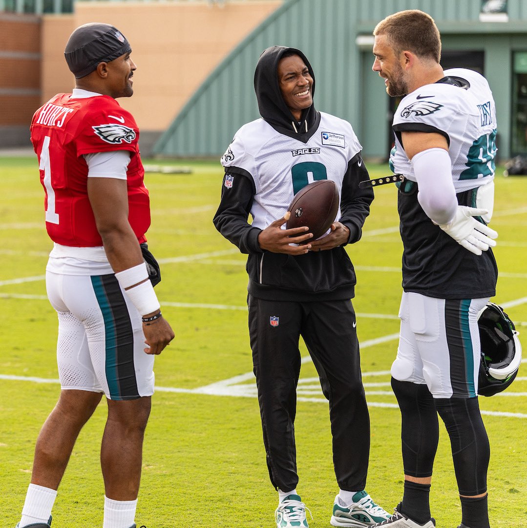 Eagles's tweet photo. #Reunited 🥳 https://t.co/nTzJ4gNDy9