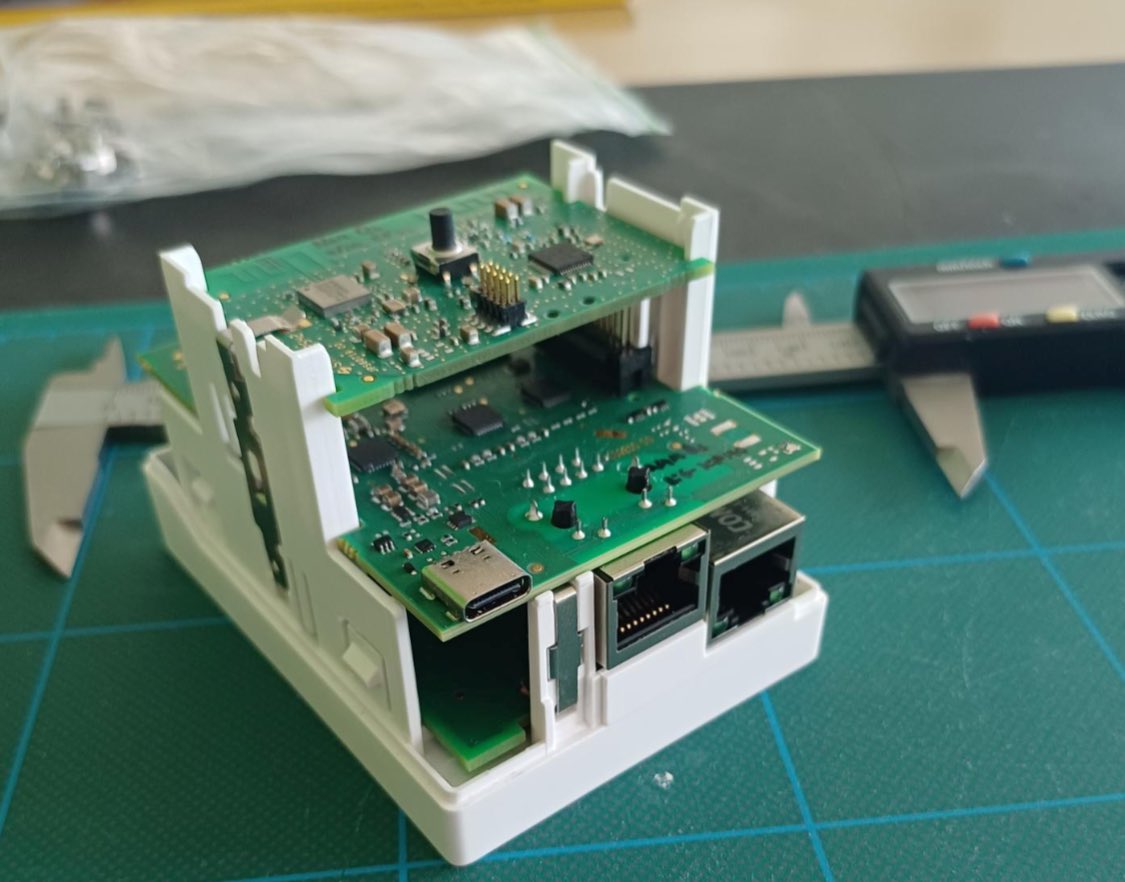 CyberModStudio's tweet photo. Energy Intelligence Control Unit @SchneiderElec 
#Matter https://t.co/PzmuctynHs