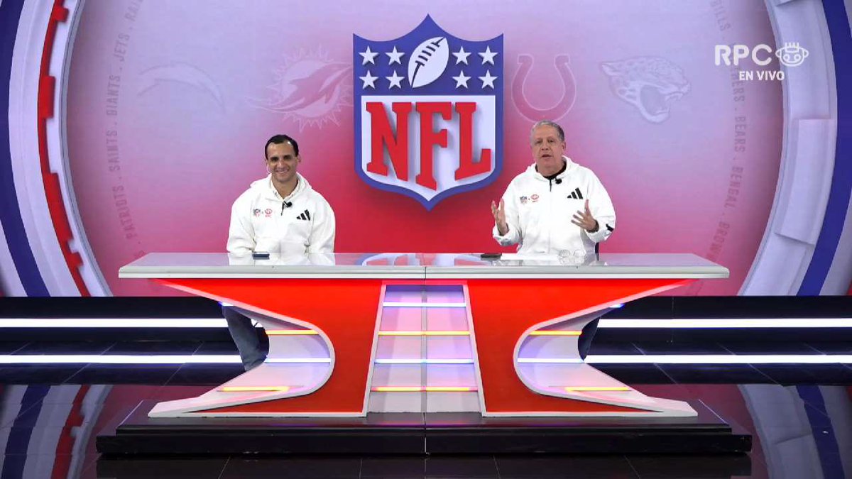 deportes_rpc's tweet photo. ¡EN VIVO! 🏈🤩

Kansas City Chiefs y Miami Dolphins se enfrentan en la semana 3 de la #NFLxRPC. 

#NFL https://t.co/aCNtTMqEMN