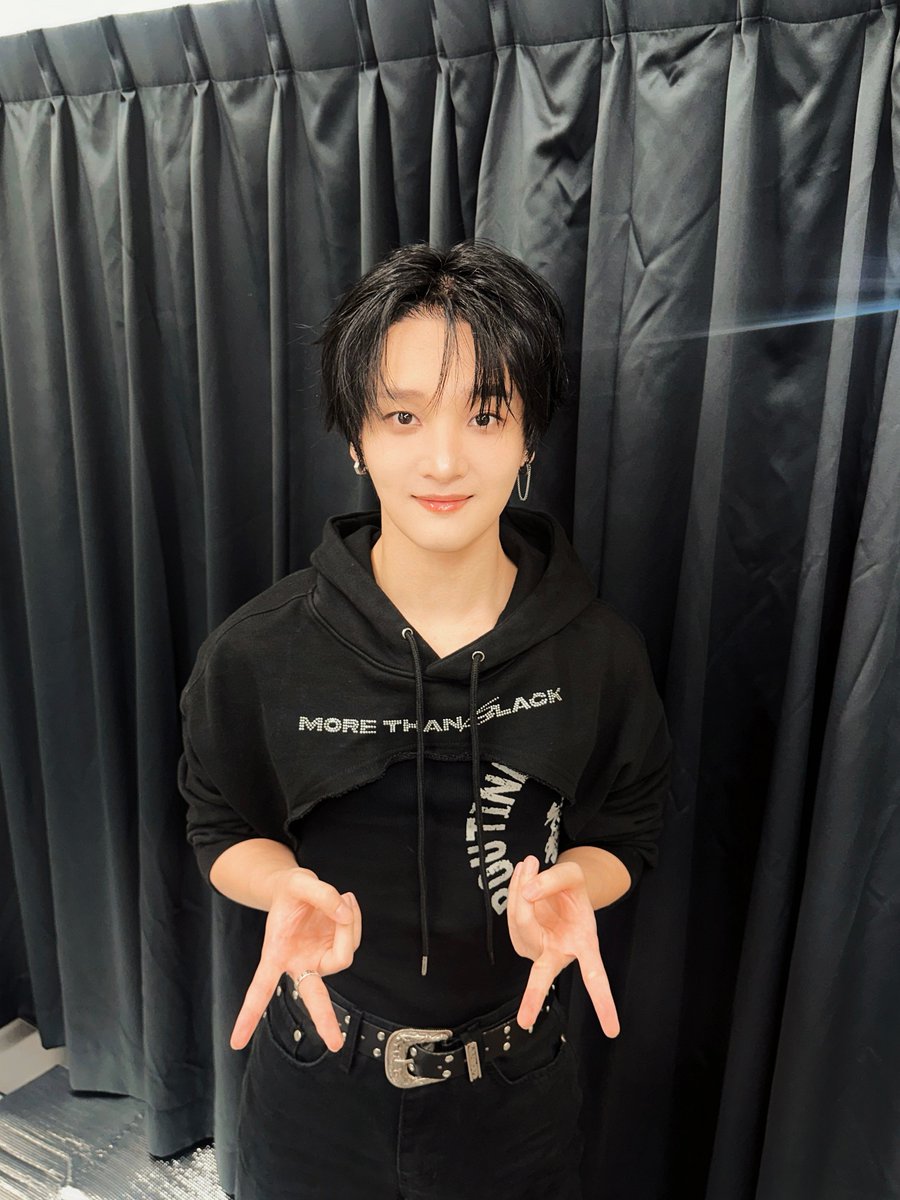 NTX_FRANCE_fan's tweet photo. 𝙿𝚕𝚞𝚜 𝙲𝚑𝚊𝚝 ᯓ★ [#RAWHYUN]

"Appréciez !!!!!!!!!!!!!!!!!!!!!!!!"

Cont.

[#NTX #엔티엑스] https://t.co/mfdqwup5td