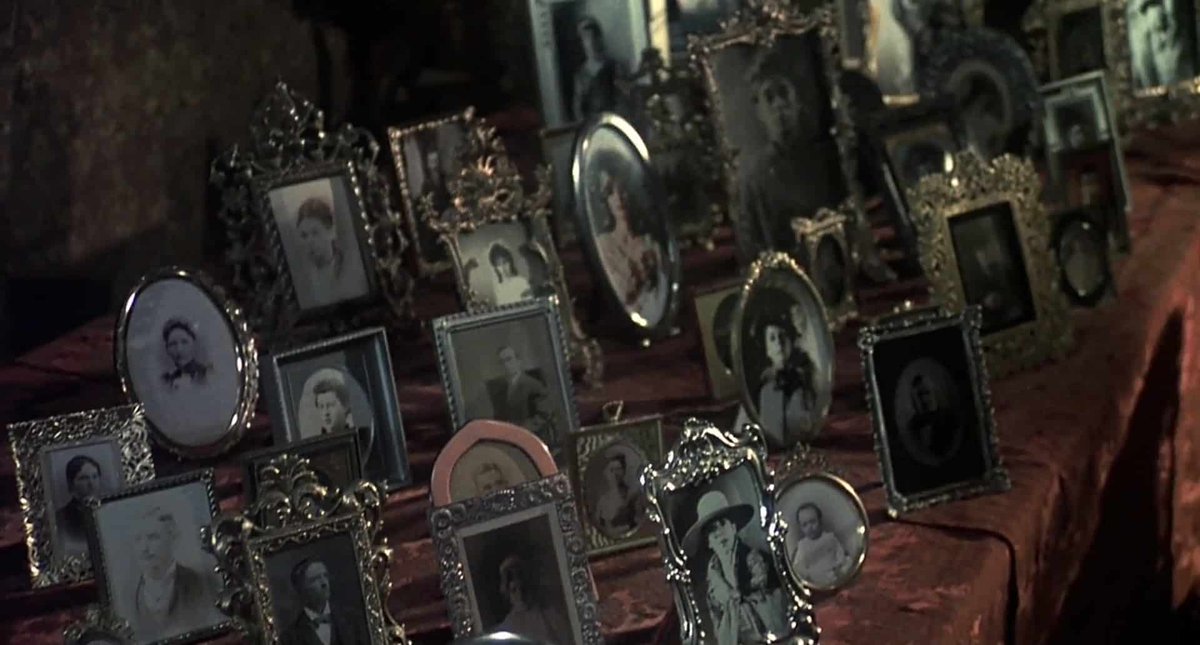 stagescreen60's tweet photo. BURNT OFFERINGS (1976, D. Curtis) https://t.co/2R4f84qqi9
