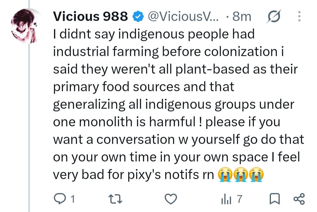 ViciousVeinx's tweet photo. Am I having a stroke how did we get to vegans outreaching to fishing communities from "indigenous people arent a monolith that ate mainly plants" i- https://t.co/4sW6kmCVye