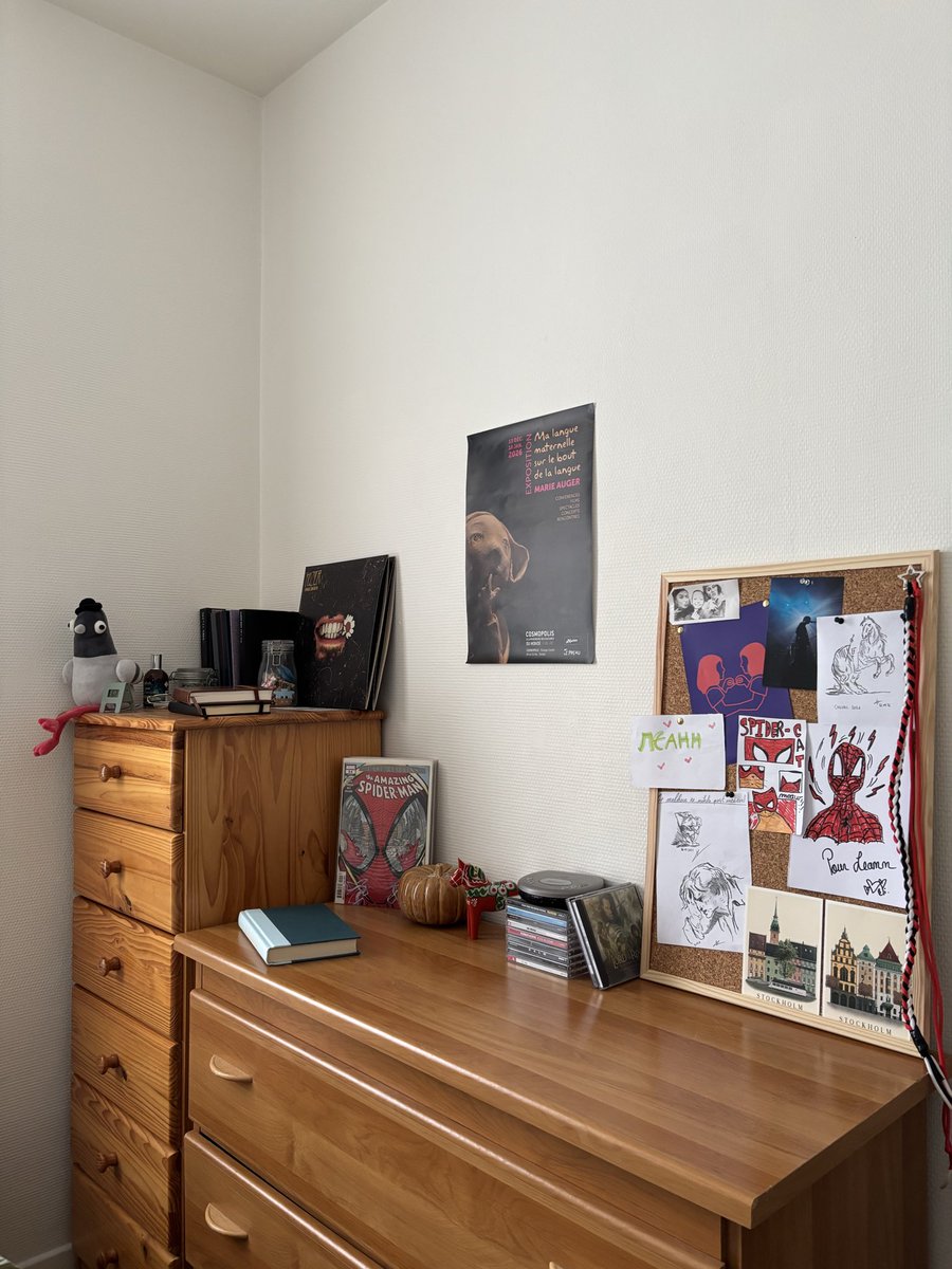latintrees_'s tweet photo. We are getting somewhere in the bedroom… still loading https://t.co/6vK2f3RUPh