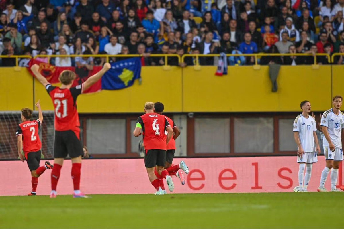 kosovarfootball's tweet photo. 𝗛𝗔𝗟𝗙𝗧𝗜𝗠𝗘 | Down by two at the break.
🇦🇹2-0🇽🇰
Let's hear your halftime thoughts 👀👇
#AUTKOS #AUSKOS https://t.co/CbfxyX4izP