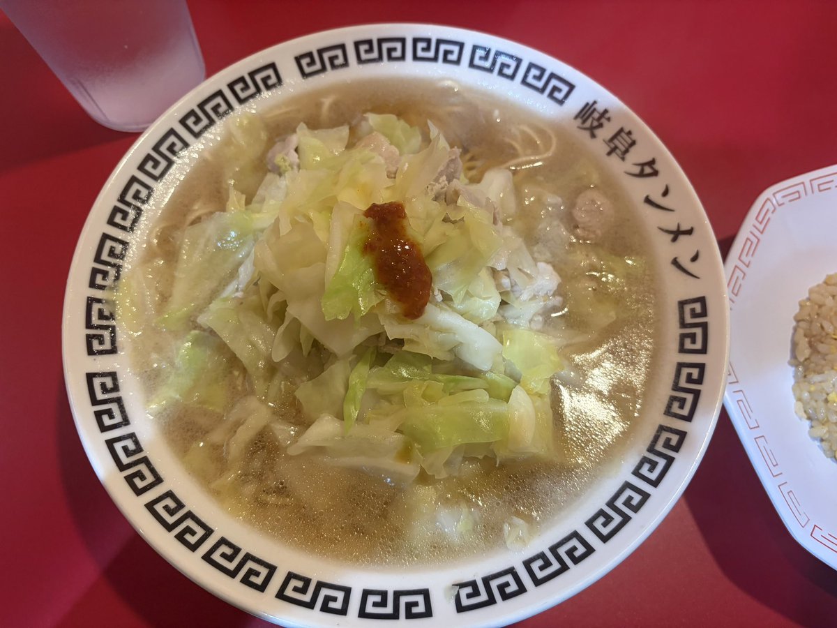 nkmr_ESCAPE's tweet photo. 東海大会これしか写真なかった笑
お疲れ様でした！！ https://t.co/y57jq2VMHv