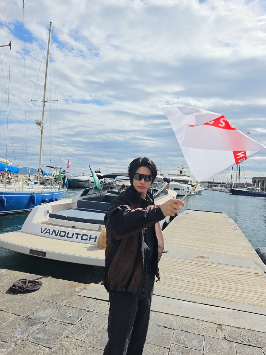 _fairy301_'s tweet photo. So cool, my prada boiiiiii🔥⛵️🇮🇹

WIN DEFINES PRADA SS27

#PRADASS27xWIN 
#PRADASS27 #PRADA @Prada
#winmetawin @winmetawin https://t.co/5yRBZTZy2P