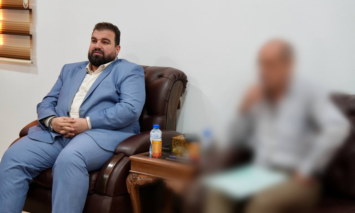 Suwaydamd's tweet photo. محافظ السويداء يبحث مشاريع إنشاء الطرق وصيانتها مع المديريات المعنية.
#محافظة_السويداء
#مديرية_إعلام_السويداء https://t.co/AtqBDtGs8B
