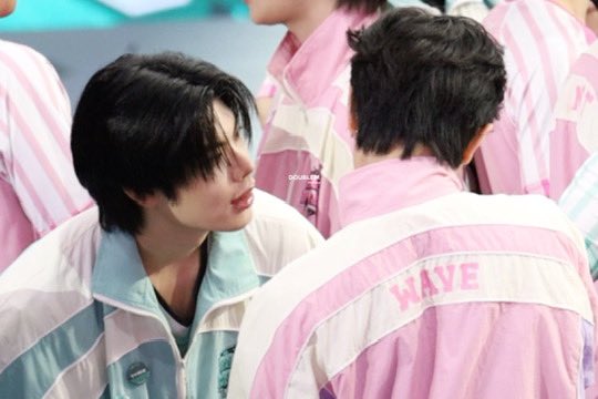 _Mmeeee's tweet photo. แคปมาจากวีดีโอมันแตกอะ นี่แบบไม่ใส่ฟีลเตอร์ https://t.co/Gp0e5SY7xv