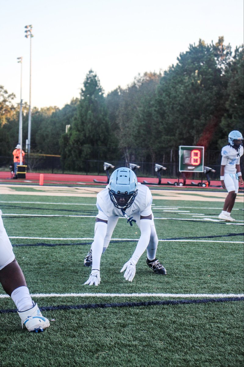 HabibBarryfb's tweet photo. Highlights from Newnan and Langston

Habib Barry, C/O 28, Edge Rusher 

 @cferdinand_21 @OLCoachWilder51 @247recruiting @ChadSimmons_ @CoachChrisJ96 @JoyWildcats @on3recruits @RivalsCamp 

https://t.co/dyqIjUuIEQ

https://t.co/2lVSxxP8wz https://t.co/wg9RWzkpkv