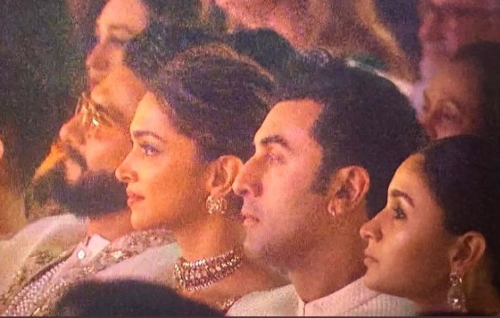 Priyankadvani's tweet photo. Girl, stop building fake narratives; this pic literally exists. Deepika mogged everyone here. https://t.co/lJD8qWOsFo