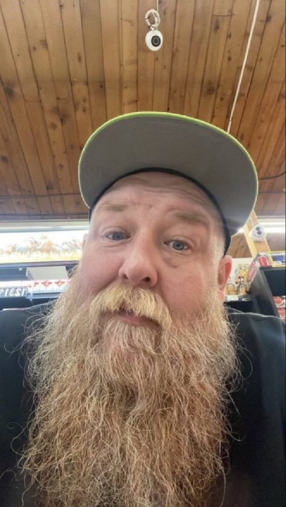 peckan22's tweet photo. What can I get with a $100 gift card today? https://t.co/OsYs7vry2n