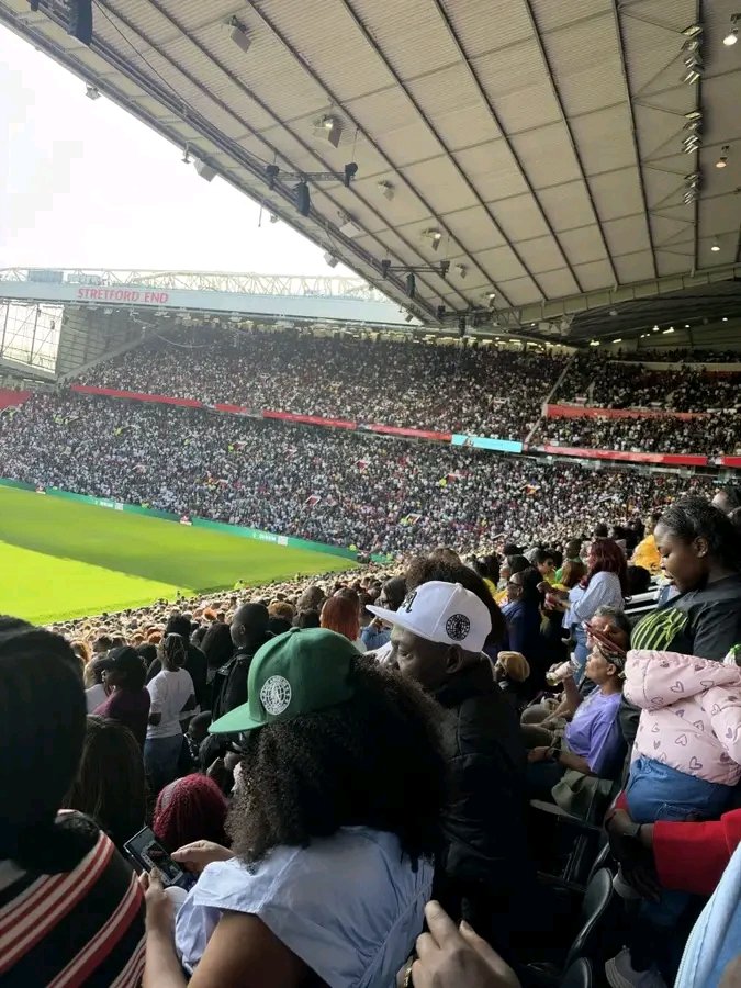 UgwuBrendan18's tweet photo. I have never seen old Trafford in this capacity but Jesus did it. What God cannot do does not exist
NSPPD UK Prayer Conference
@RealJerryEze
#nsppdukconference https://t.co/pJ6pzhQNlA