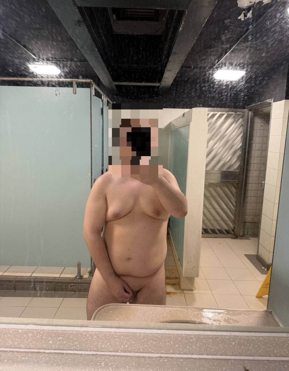 Hairychubvers's tweet photo. 🚾🚽 https://t.co/eDu3Uz80Mh